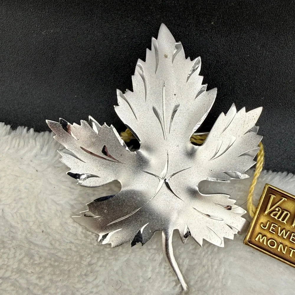 Van Woods Jewellers we do